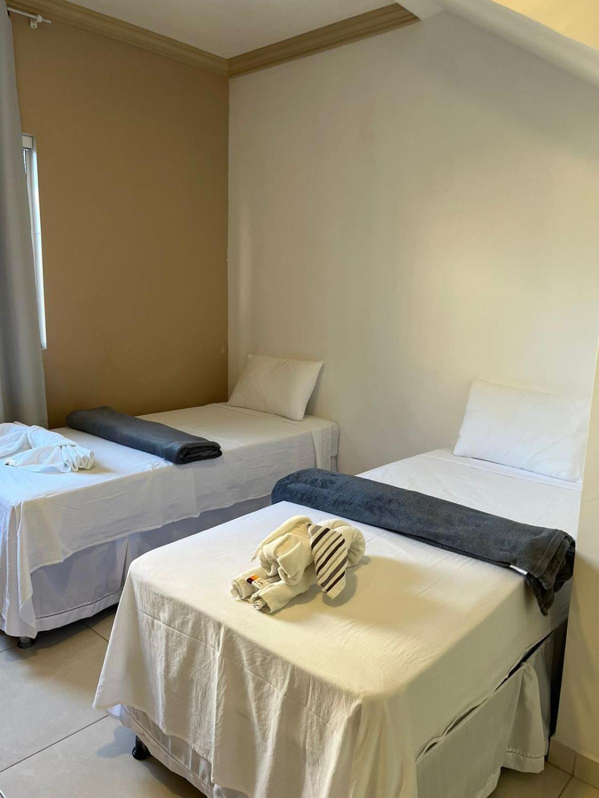 La Belle Hotel *